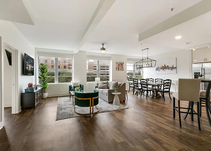 Haustierfreundliches Festive 4Br Condo In The Heart Of Nola New Orleans