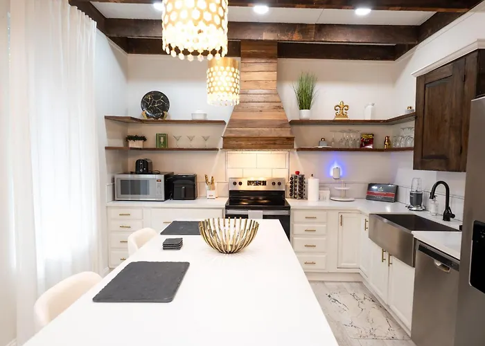 Esplanade Magic 5 Just Minutes By Uber Or Car To French Quarter And 5 Mins From Superdome Villa New Orleans