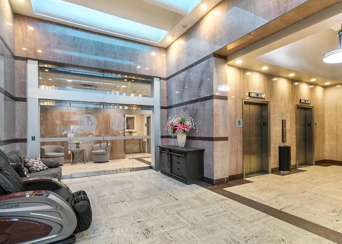 New Renovated Condo In The Heart Of Nola