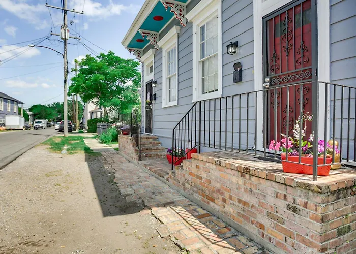 Walk To Magazine St Nola House In Irish Channel!