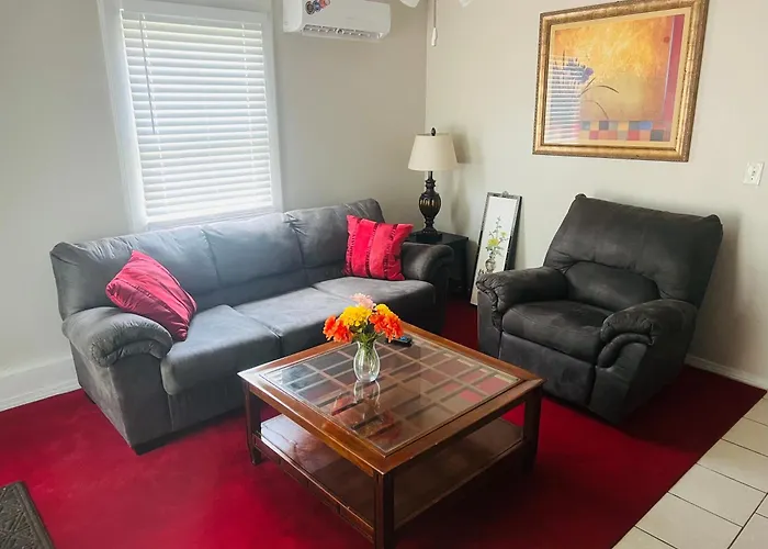 Near French Quarter Nice Two Bedrooms+