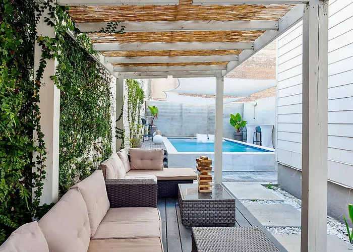 Luxury 5 Bedroom Villa With Private Rooftop