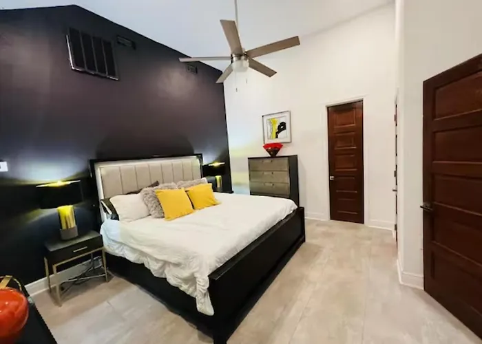 Fab Lil Home Central To All Nola / Near City Park