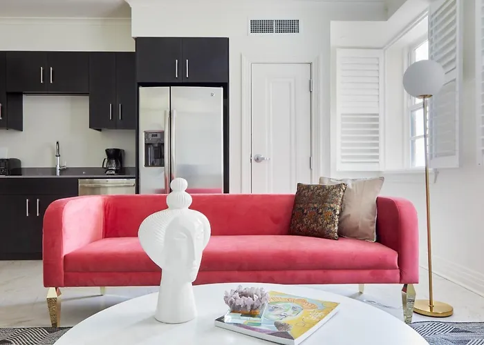 Deluxe Canal Street Suites By Sonder