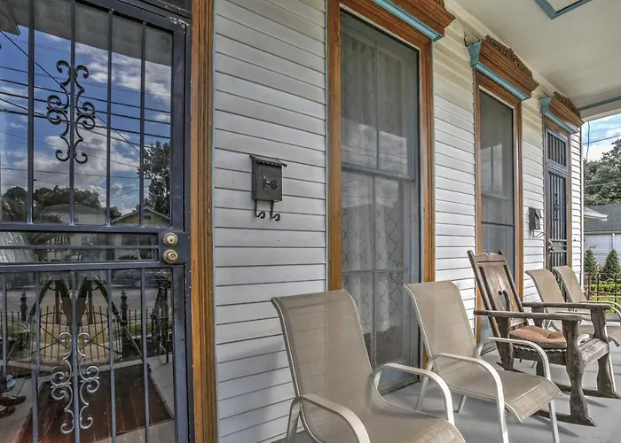 Walk To River, Tram & Zoo: Classic Nola Home! New Orleans