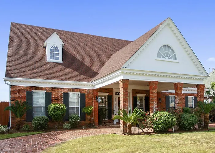 Lovely Home Only 15Mins From Downtown Nola La Nouvelle-Orléans avec Piscine